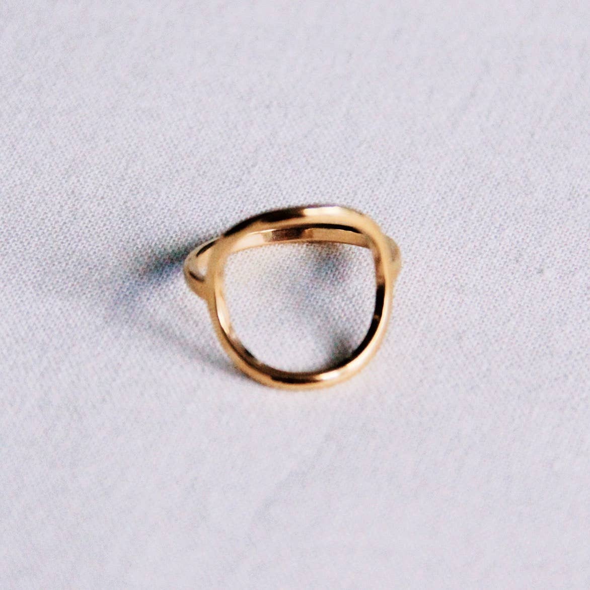 Ring Wave Gold aus Edelstahl Größe 8 (18,1 mm)