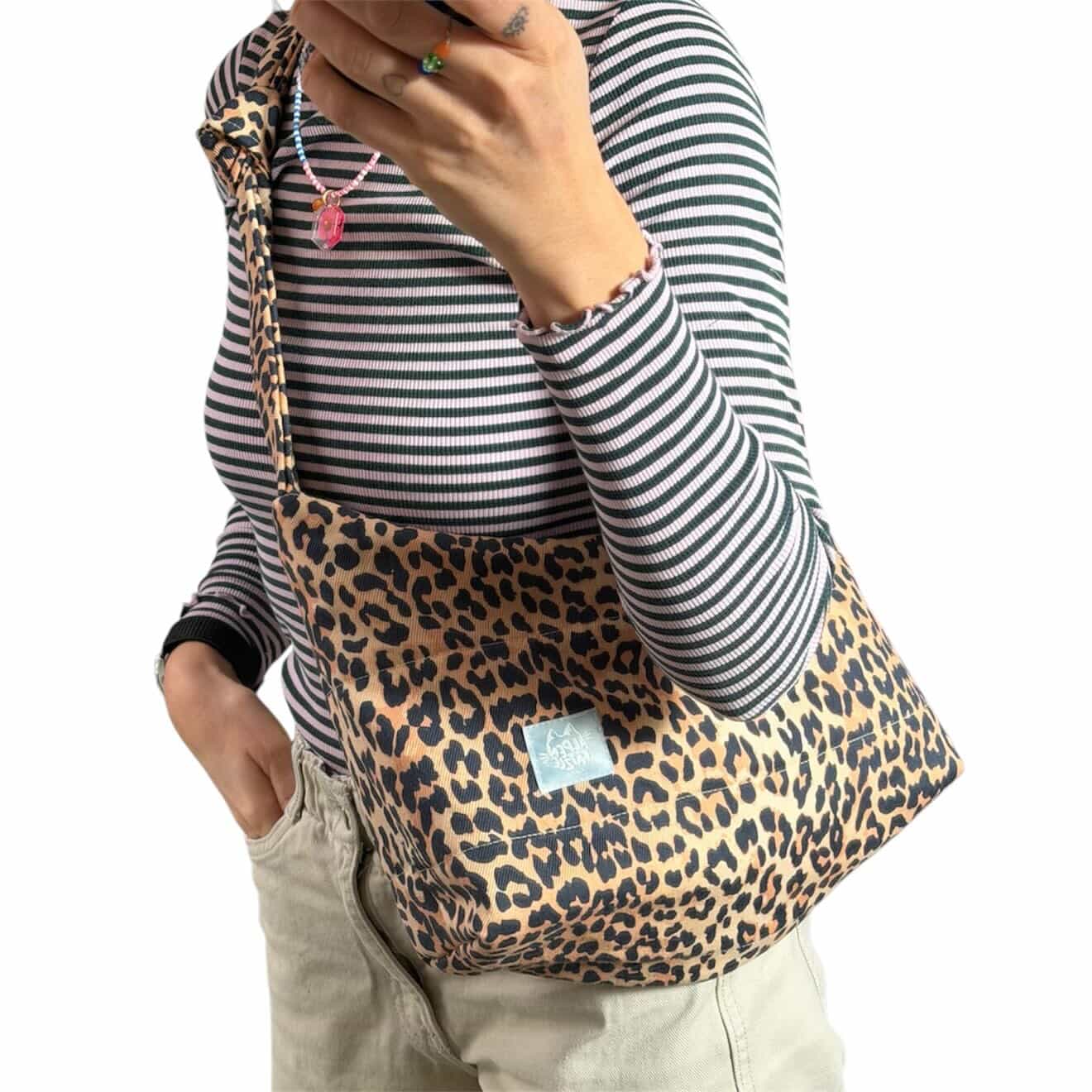 Gesteppte Schultertasche POLLY – Leo