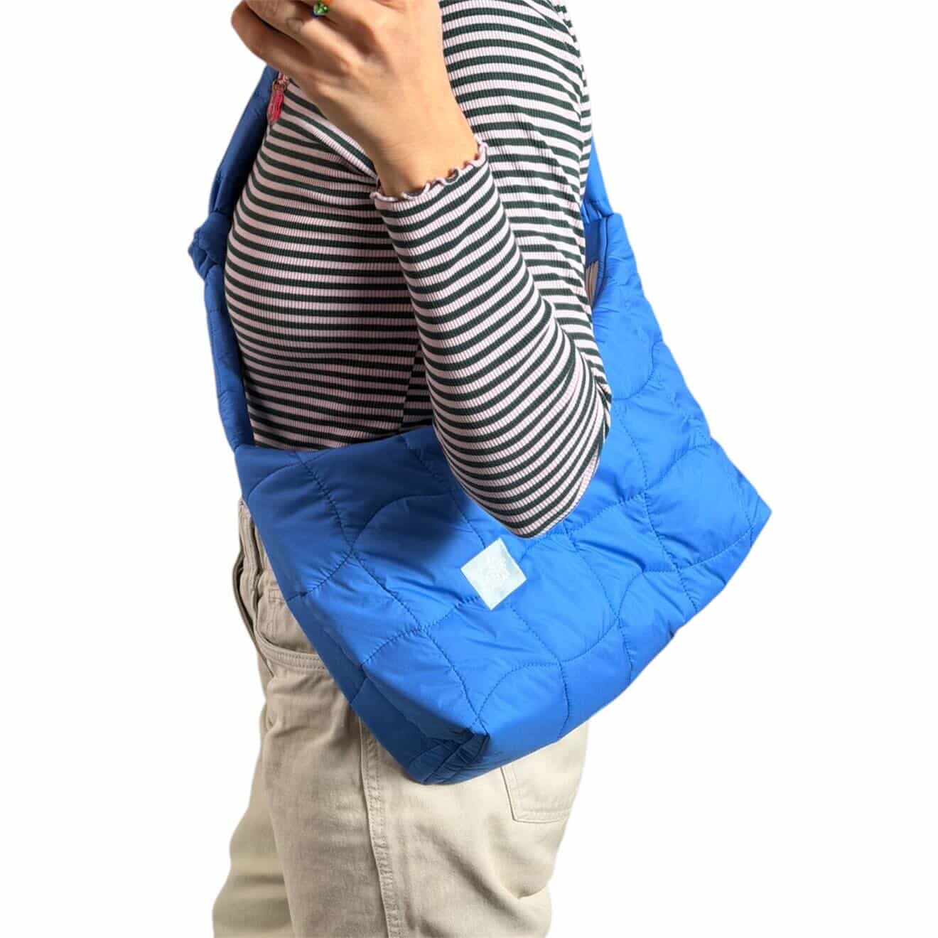 Gesteppte Schultertasche POLLY – Blau