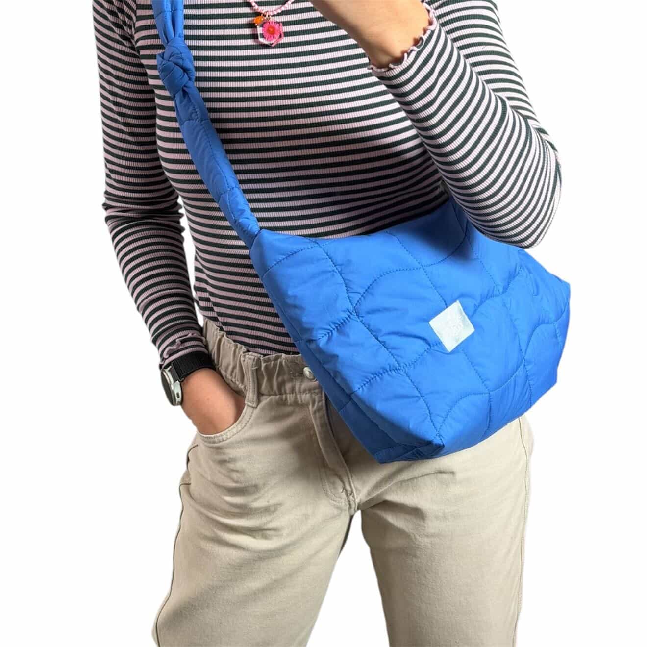 Gesteppte Schultertasche POLLY – Blau